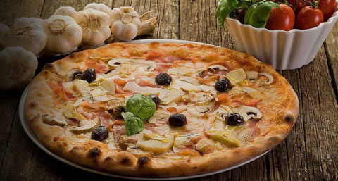 Alex's Pizza - Pubs Sydney 0
