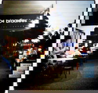 Bradlees on the Beach - Pubs Sydney