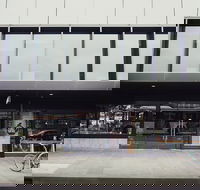 De Mad Hatter - Pubs Sydney