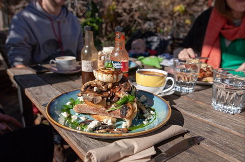 Artisan On Lewis - Pubs Sydney 1