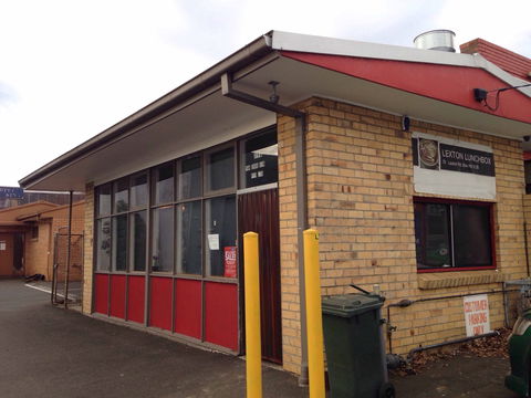 Lexton Lunch Box - Pubs Sydney 0