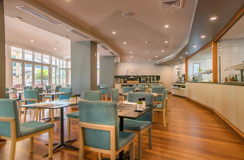 Poolside Restaurant And Bar - Pubs Sydney 1