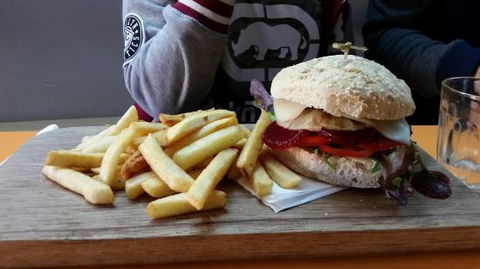 Belle Vue Cafe - Pubs Sydney 0