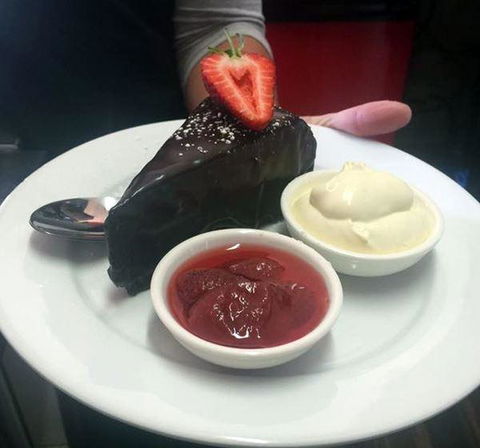 The Apple Tree Cafe - Pubs Sydney 9