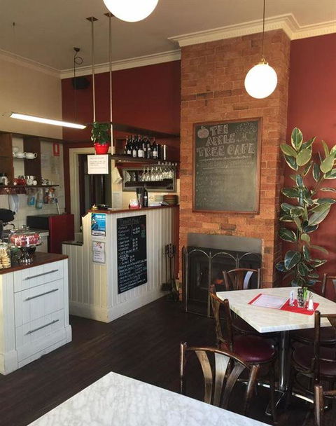 The Apple Tree Cafe - Pubs Sydney 10