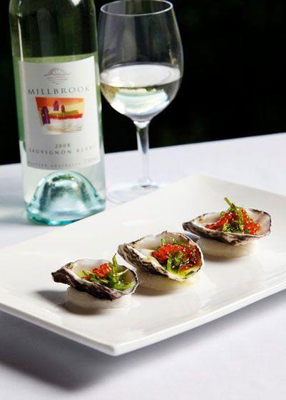 Bunkers Beach House - Pubs Sydney 5