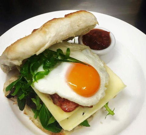 Lindsay's Cafe - Pubs Sydney 8