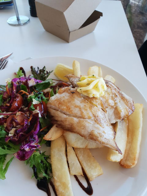 The Foreshore Restaurant & Cafe - Pubs Sydney 9