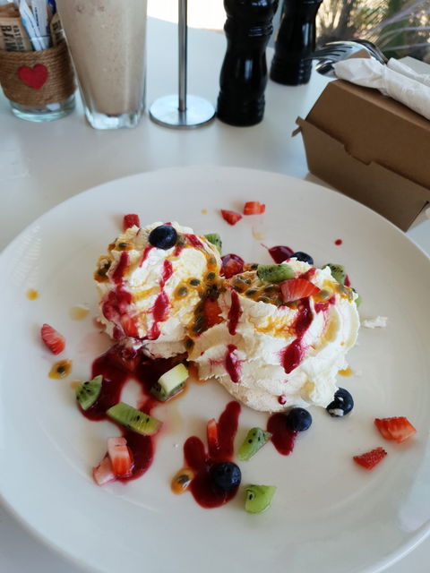 The Foreshore Restaurant & Cafe - Pubs Sydney 4