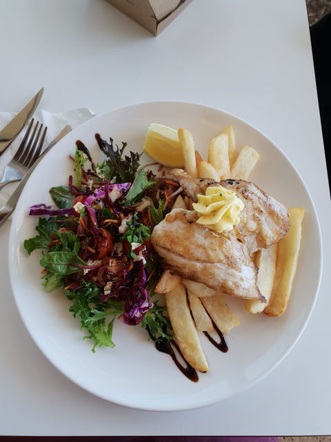 The Foreshore Restaurant & Cafe - Pubs Sydney 8