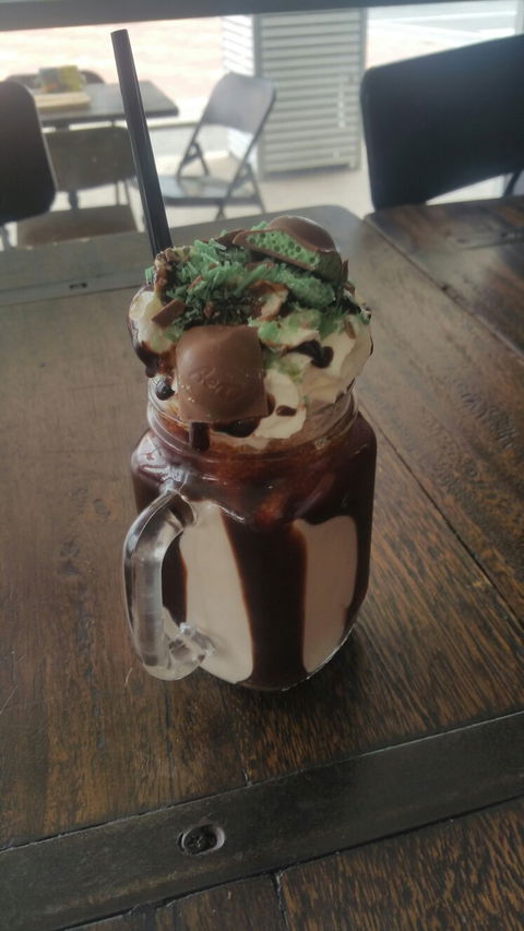 Edison’s Burger Bar - Pubs Sydney 11