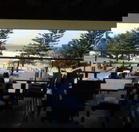 Fat Fish Beachfront Bistro - Pubs Sydney