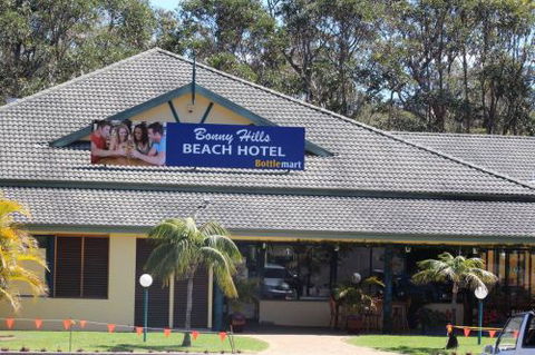 Bonny Hills Beach Hotel - Pubs Sydney 1