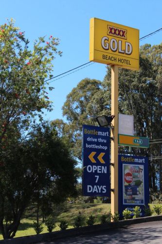 Bonny Hills Beach Hotel - Pubs Sydney 4