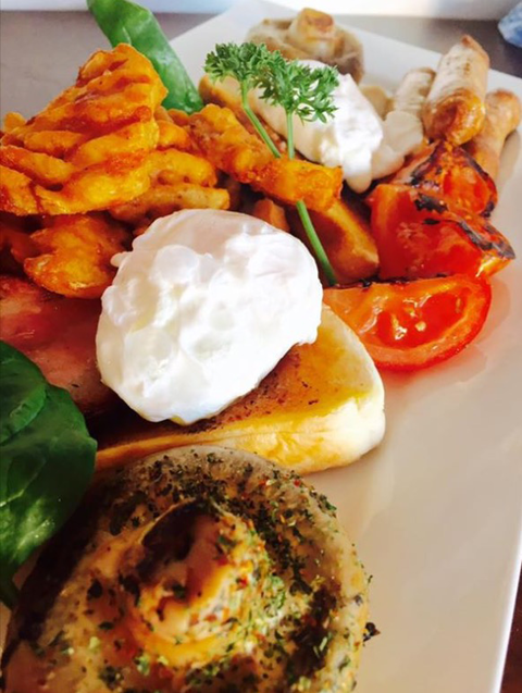 Coffeehouse Restaurant On Bolsover - Pubs Sydney 4