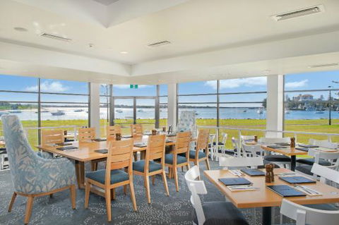 Aqua Restaurant (The Westport Club) - Pubs Sydney 0