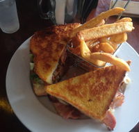 Three C's Cafe - Pubs Sydney