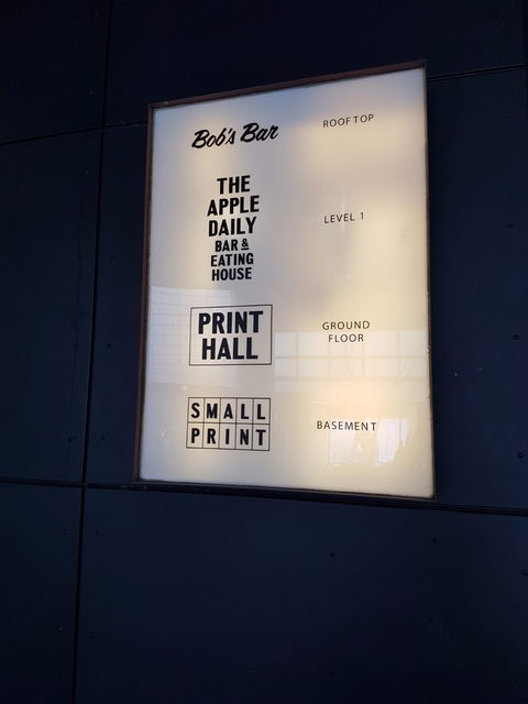 The Apple Daily Bar & Eating House - Pubs Sydney 4