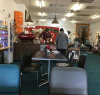 The Crowded Lounge - Pubs Sydney