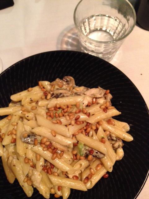 Il Mandolino Restaurant & Pizzeria - Pubs Sydney 6
