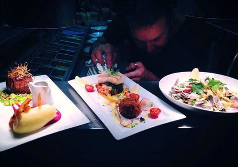 Lime Tree Bar & Restaurant - Pubs Sydney 18