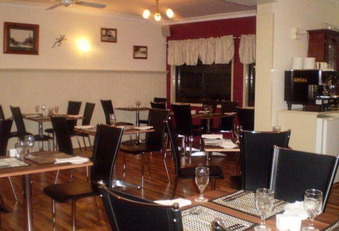 The Bay Cafe - Pubs Sydney 8