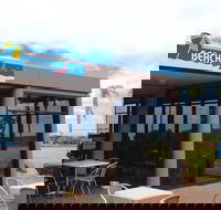 Beach Cafe - Pubs Sydney
