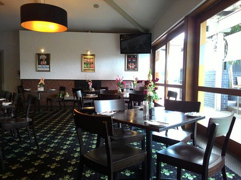 The Hope Inn Hindmarsh - Pubs Sydney 0