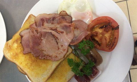 Coolum Seafoods - Pubs Sydney 5