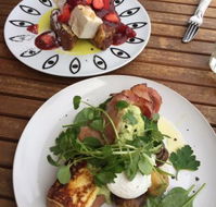 The Low Road Cafe - Pubs Sydney