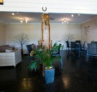 The Sidewalk Cafe  Garden - Pubs Sydney