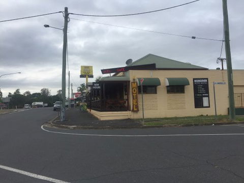 Bororen Hotel Restaurant - Pubs Sydney 0