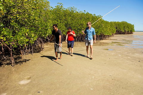 Crossing Country 5 Day Yolngu Homeland Tour - Pubs Sydney 3