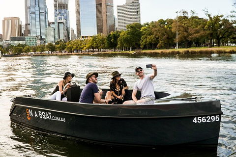 2-Hour Boat Rental In Melbourne - Pubs Sydney 1