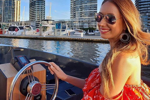 2-Hour Boat Rental In Melbourne - Pubs Sydney 5
