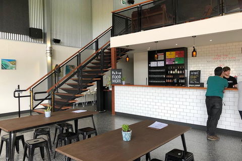 Beer, Wine And Gin (The Ultimate Tastings.) - Pubs Sydney 2