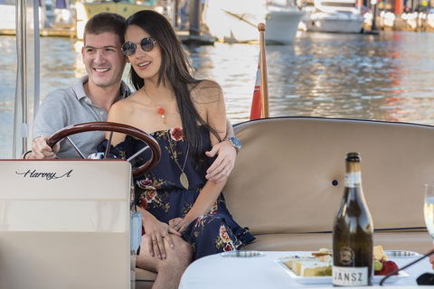 2-Hour Self-Drive Boat Hire On The Yarra River - Pubs Sydney 5