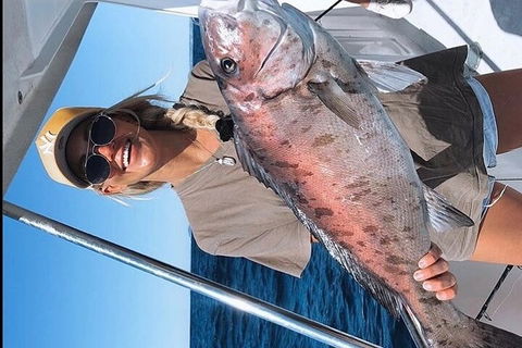 3/4 Day 7 Hour Offshore Fishing Charter - Pubs Sydney 1