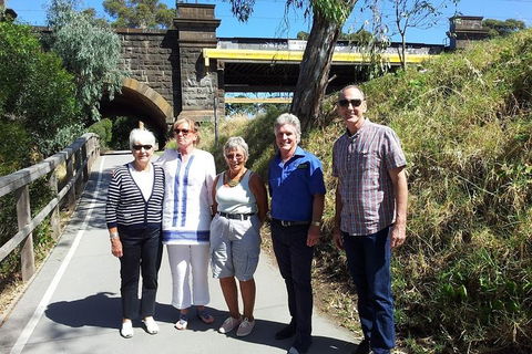 Melbourne City Tour: Lifestyle Of The Rich And Famous - Pubs Sydney 1