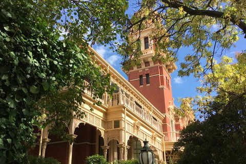 Melbourne City Tour: Lifestyle Of The Rich And Famous - Pubs Sydney 3
