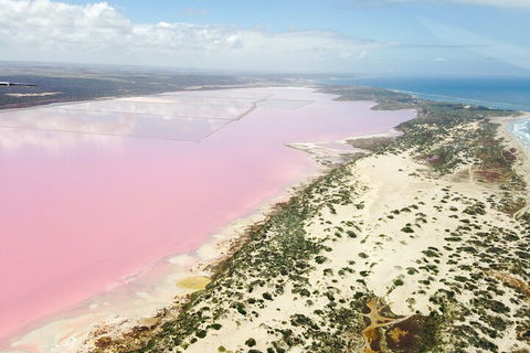 70-minute Pink Lake Scenic Flight - Pubs Sydney 4