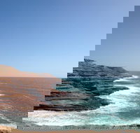 Kalbarri Pink Lake and Abrolhos Islands Nature Tour - Pubs Sydney
