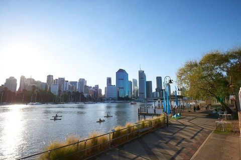 Brisbane Kayak Tour - Pubs Sydney 1