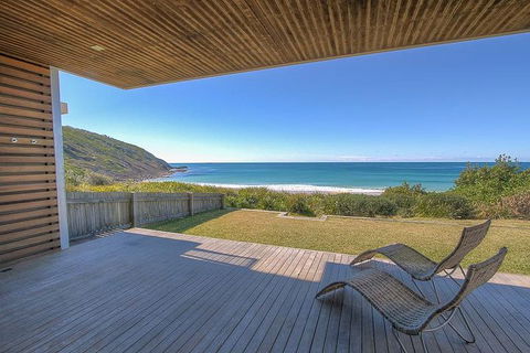 10-Day Surf Adventure From Sydney To Brisbane Including Coffs Harbour, Byron Bay And Gold Coast - Pubs Sydney 4