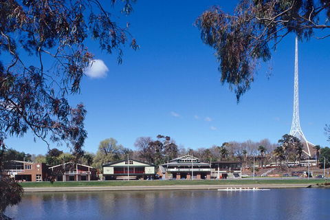 River Gardens Melbourne Sightseeing Cruise - Pubs Sydney 4