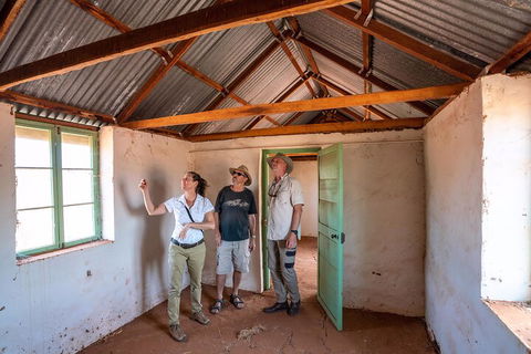 Private Cultural And Historical Painted Desert Tour In Hermannsburg - Pubs Sydney 4