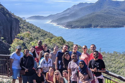 2-Day Tas East Coast Escape Tour Including Bay Of Fires, Wineglass Bay & Devils - Pubs Sydney 0