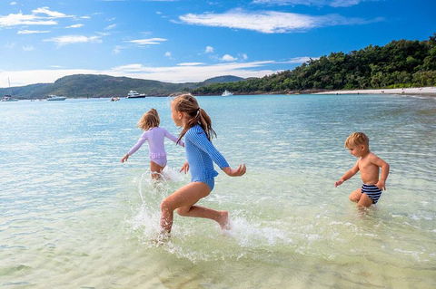 Whitehaven Beach And Daydream Island Cruise - Pubs Sydney 3