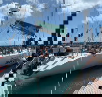 2-Night Whitsundays Sailing Cruise incl. Whitehaven Beach  Great Barrier Reef - Pubs Sydney