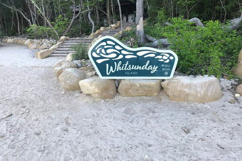 2 Night Small Group Whitsundays Sailing Adventure Aboard Mandrake - Pubs Sydney 1